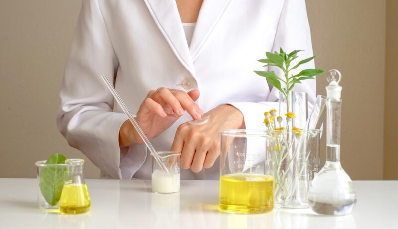 Efectele plantelor naturale în tratamentele cosmetice
