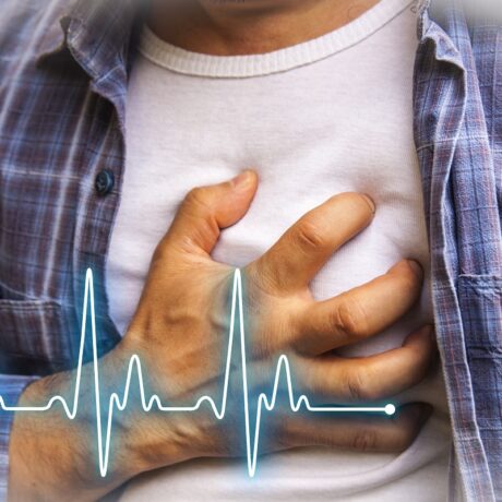 Cum recunoști un infarct miocardic și ce ai de făcut 