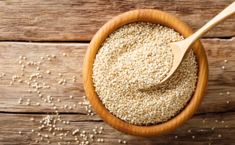 Beneficiile consumului de quinoa. De ce să incluzi în dietă această pseudo-cereală