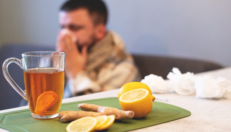 Tratamente naturiste recomandate de medici în lupta cu gripa și răceala