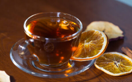 Proprietățile medicinale ale ceaiului din coji de portocală. Efectele benefice ale acestei băuturi