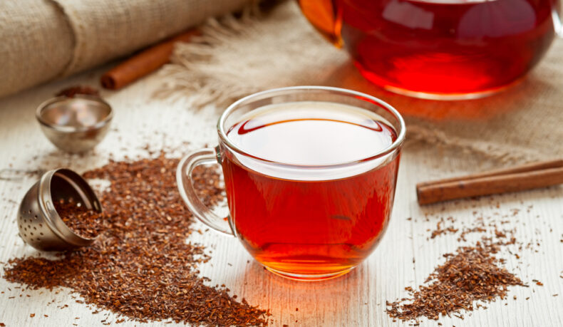 Proprietățile medicinale ale ceaiului Rooibos. Efectele acestei băuturi asupra sănătății