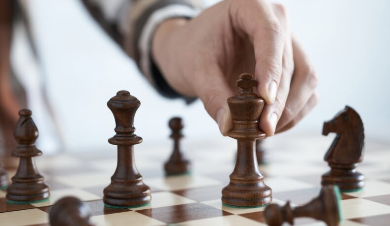Beneficiile jocului de șah asupra sănătății mintale. De ce poate fi util acest hobby