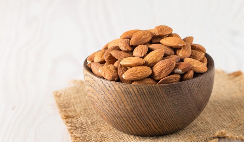 Alimente care pot reduce cortizolul. Ce rol are dieta în gestionarea acestui hormon al stresului