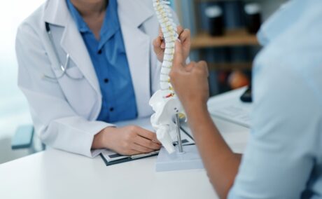 Ce este osteoporoza. 8 lucruri pe care toată lumea ar trebui să le știe despre boala oaselor fragile