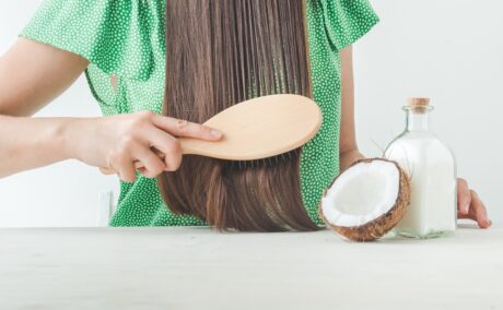 Remedii naturale pentru creşterea părului. La ce metode să apelezi fără cheltuială prea mare