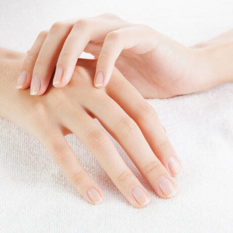 Unghiile și sănătatea: ce spune starea sau aspectul unghiilor despre sănătatea ta?